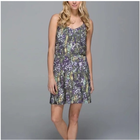 LULULEMON City Summer Dress Floral Sport Size 4 - Picture 1 of 11